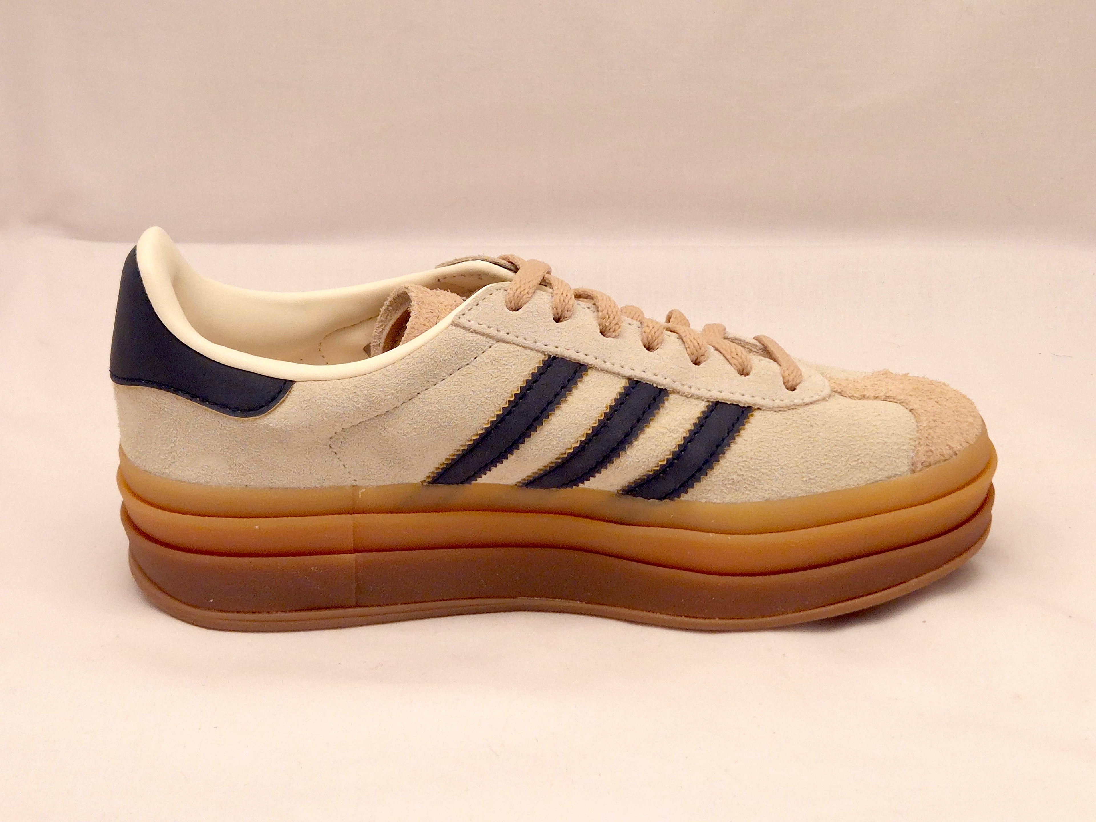 Adidas Gazelle UK4.5