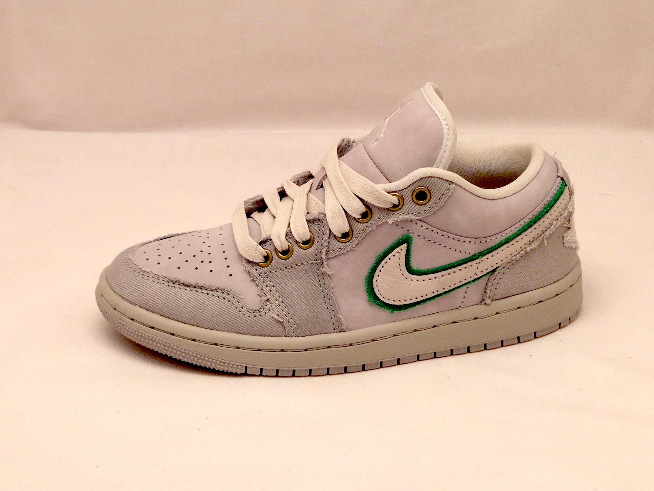 Nike Air Jordan 1 Low UK3