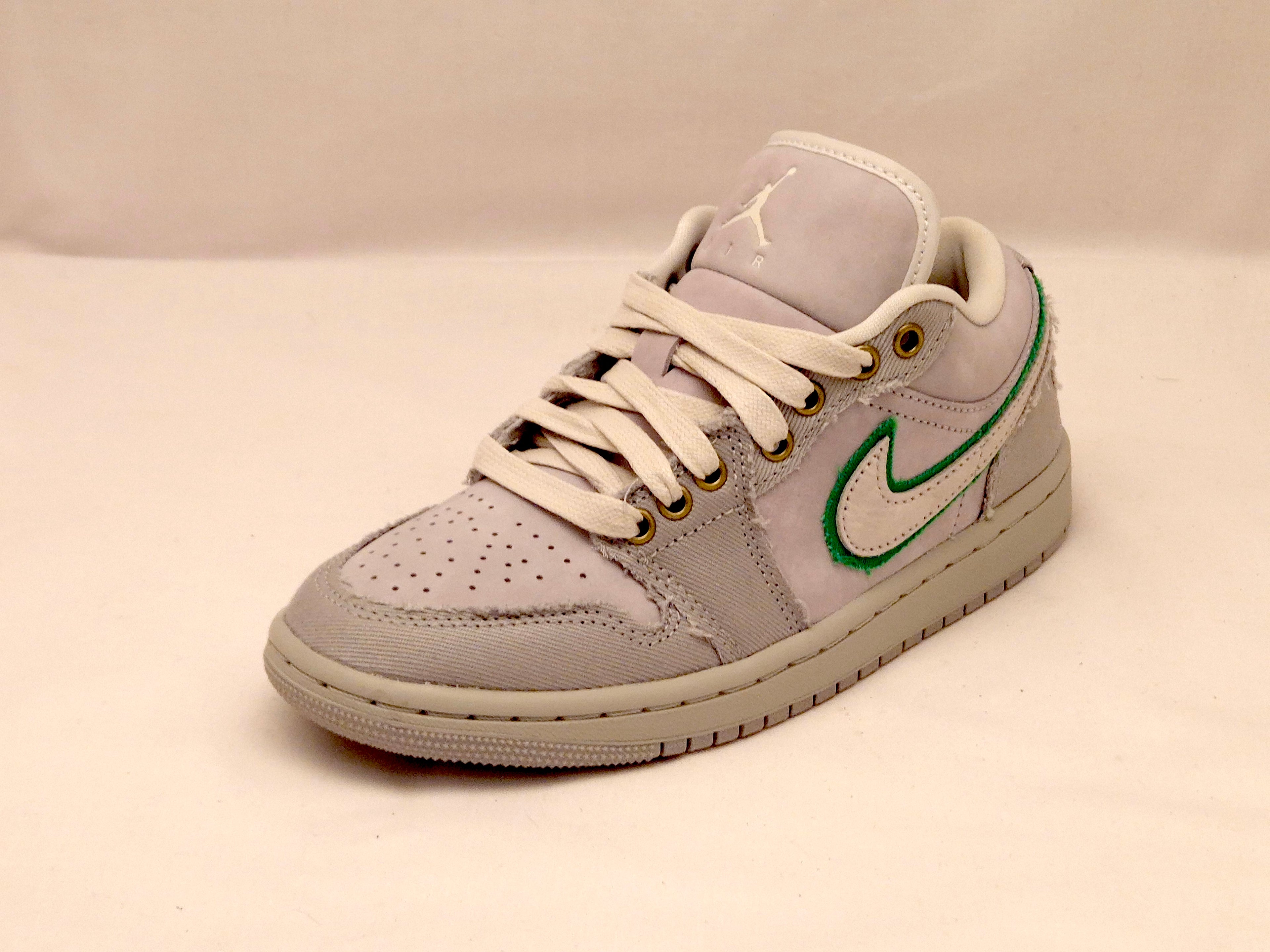 Nike Air Jordan 1 Low UK3