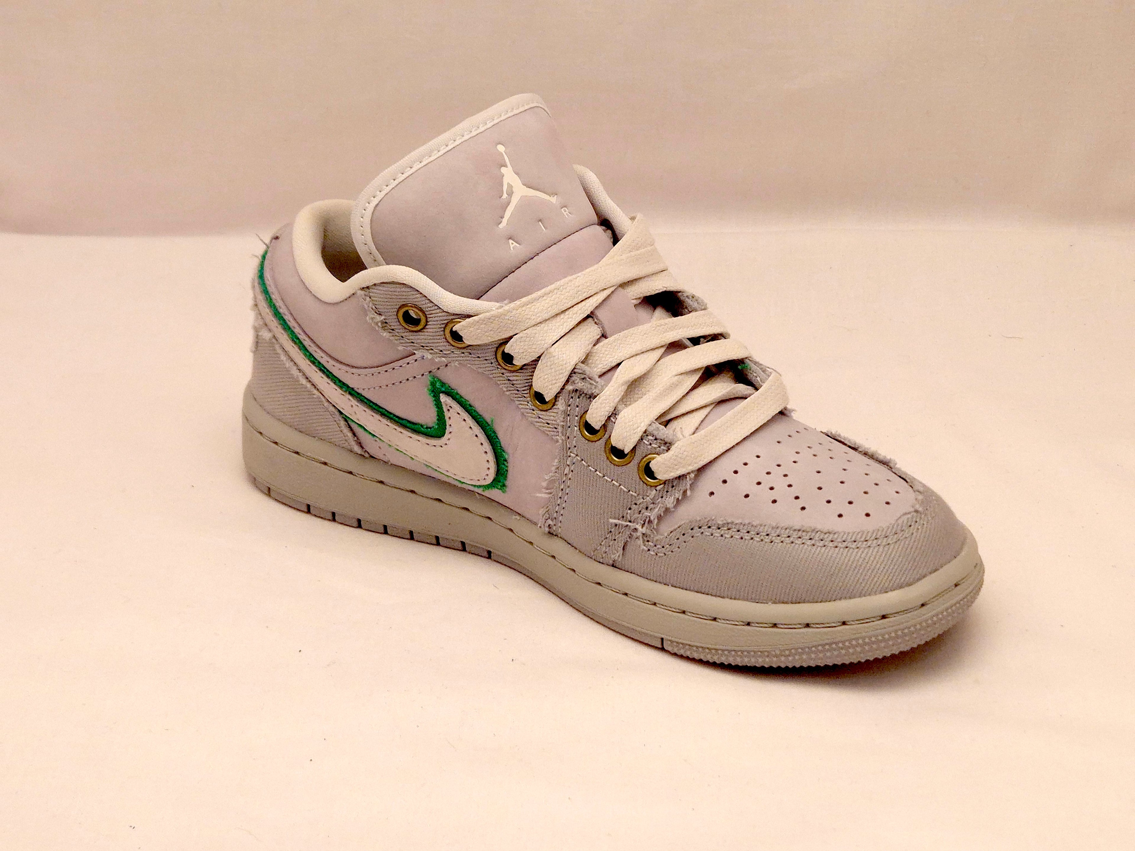 Nike Air Jordan 1 Low UK3