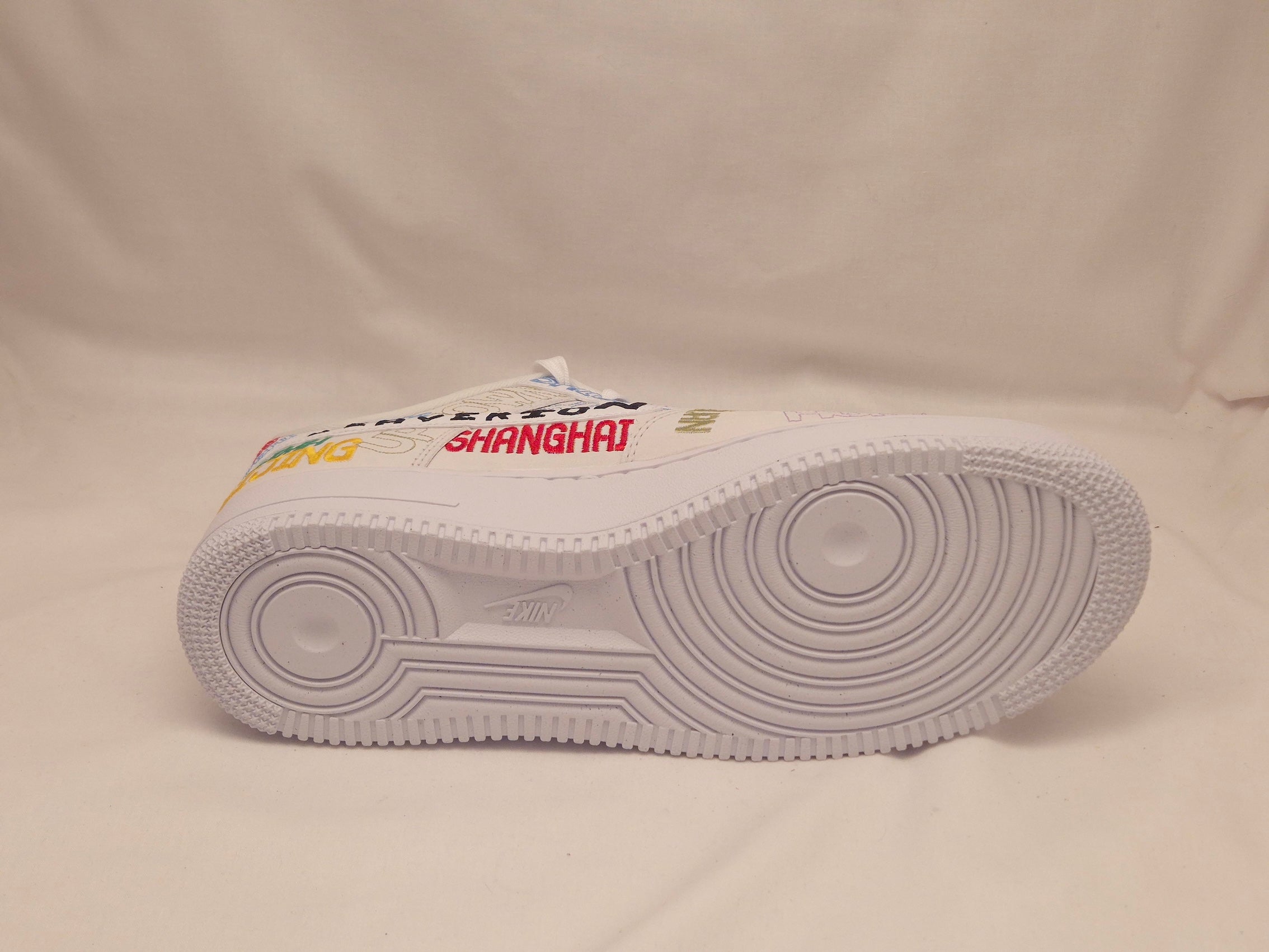 Nike Air Force 1 World Tour UK 10
