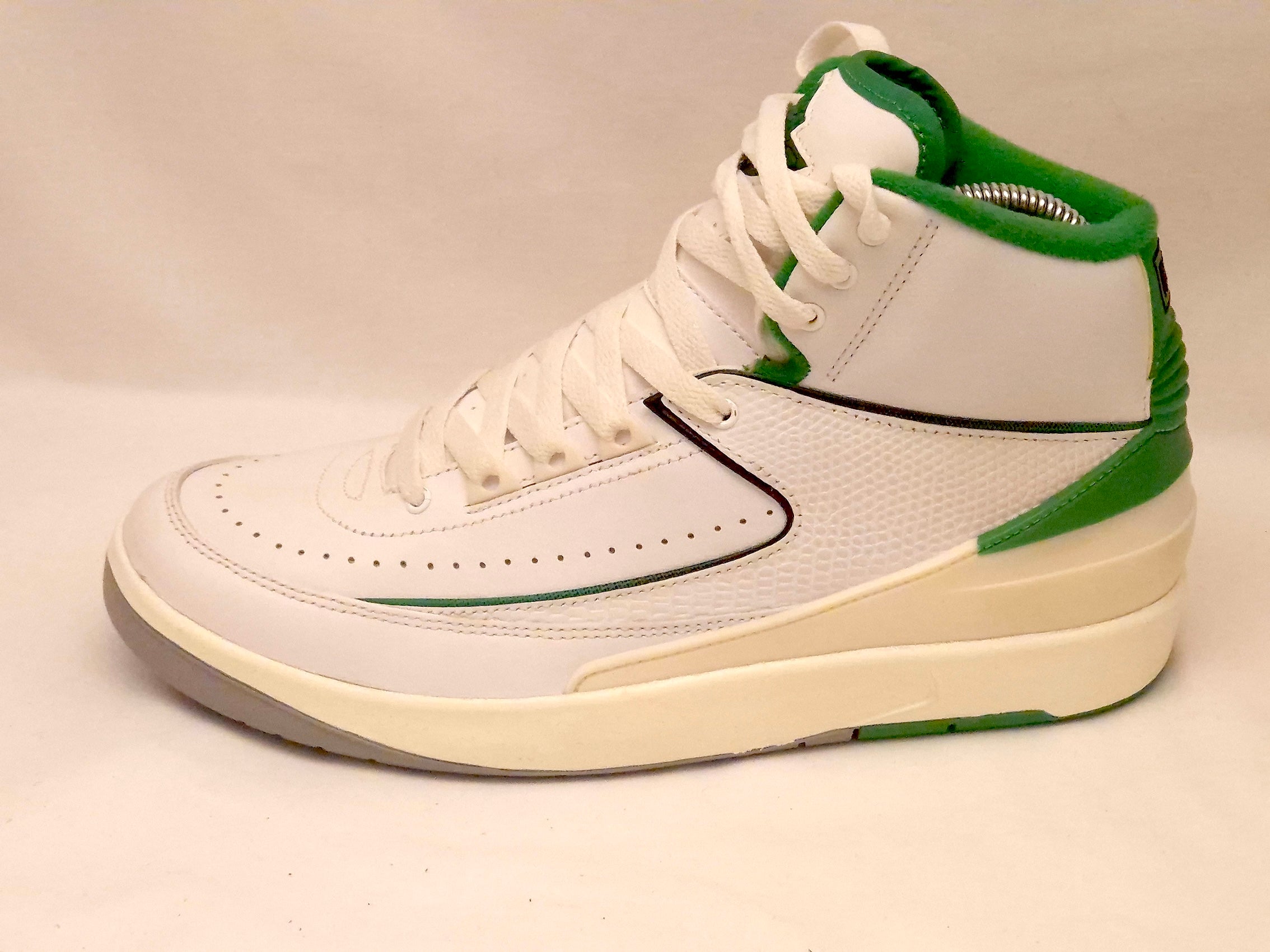Nike Air Jordan 2 UK7.5