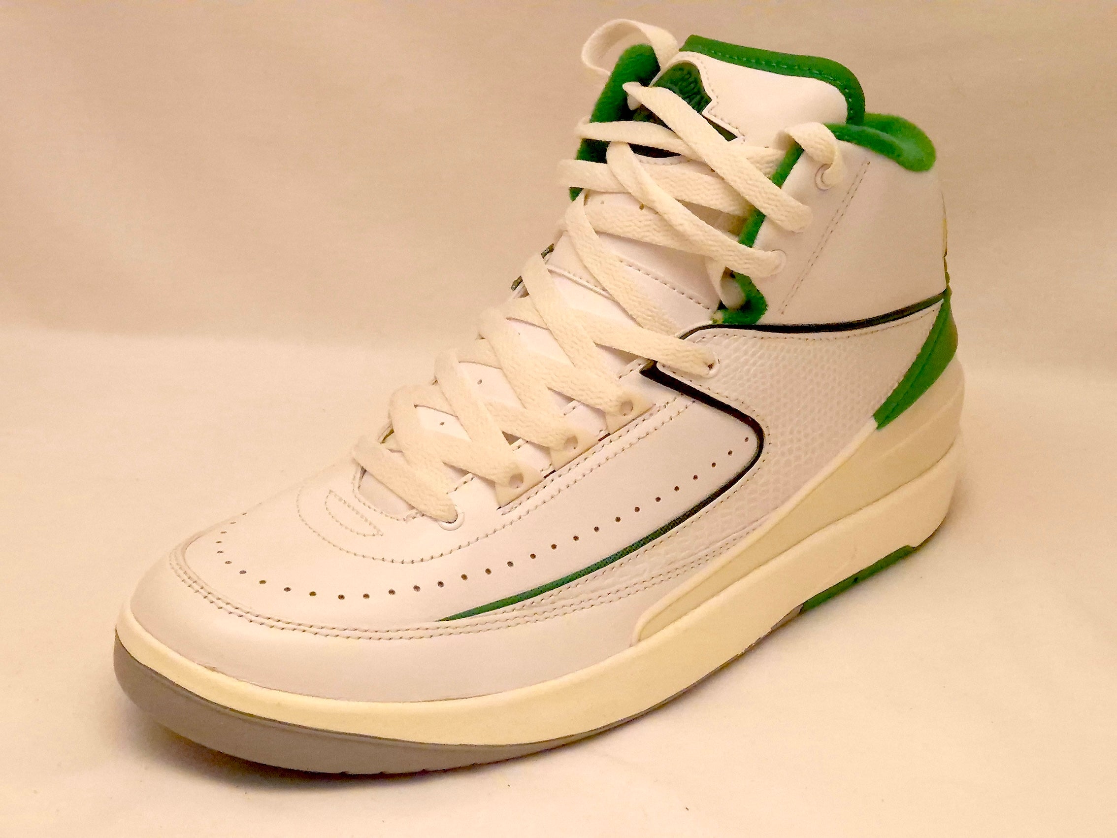 Nike Air Jordan 2 UK7.5