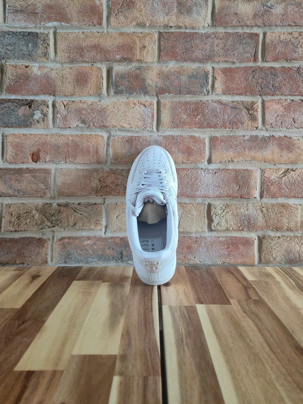 Nike Air Force 1 07 womens uk7.5 brand new in box