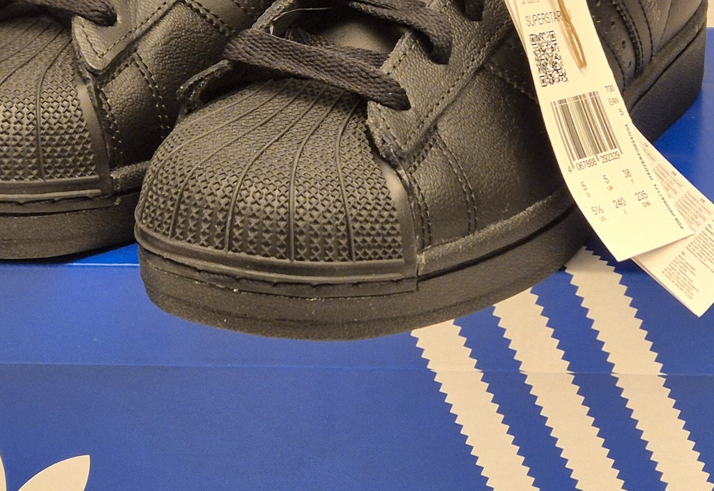 Adidas Superstar II – Black – UK Size 5 – Brand New in Box