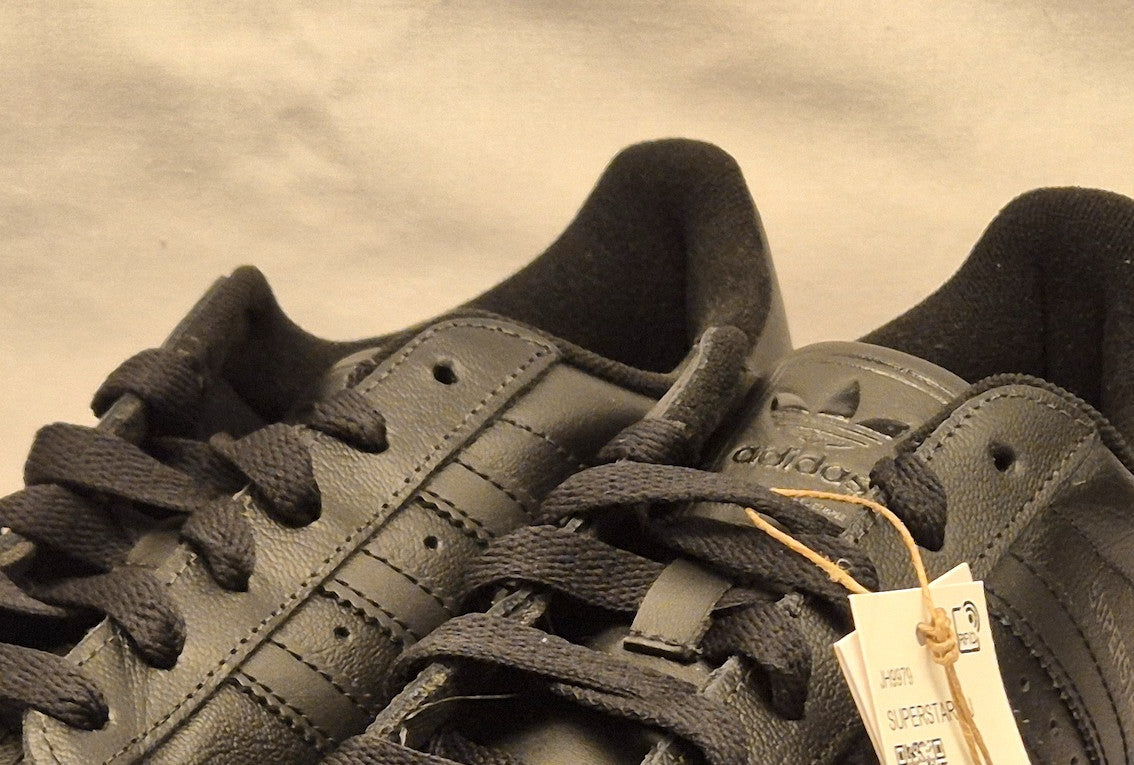 Adidas Superstar II – Black – UK Size 5 – Brand New in Box