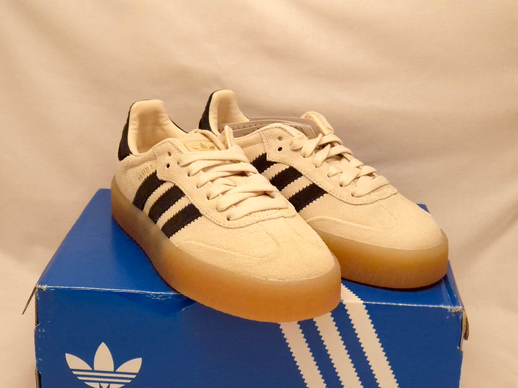 Adidas Samba W Trainers – UK 3.5 – Brand New in Box – Never Worn