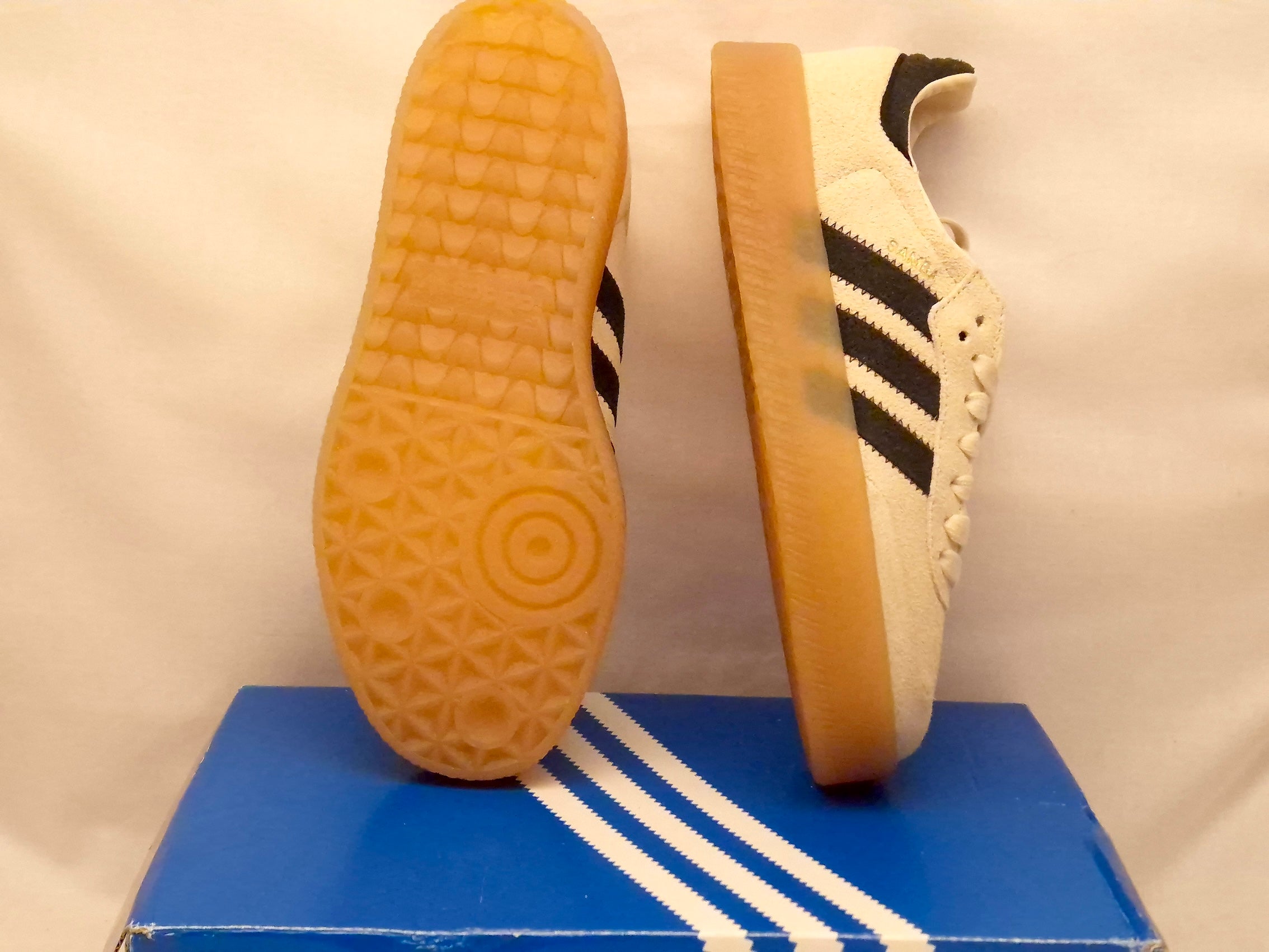 Adidas Samba W Trainers – UK 3.5 – Brand New in Box – Never Worn